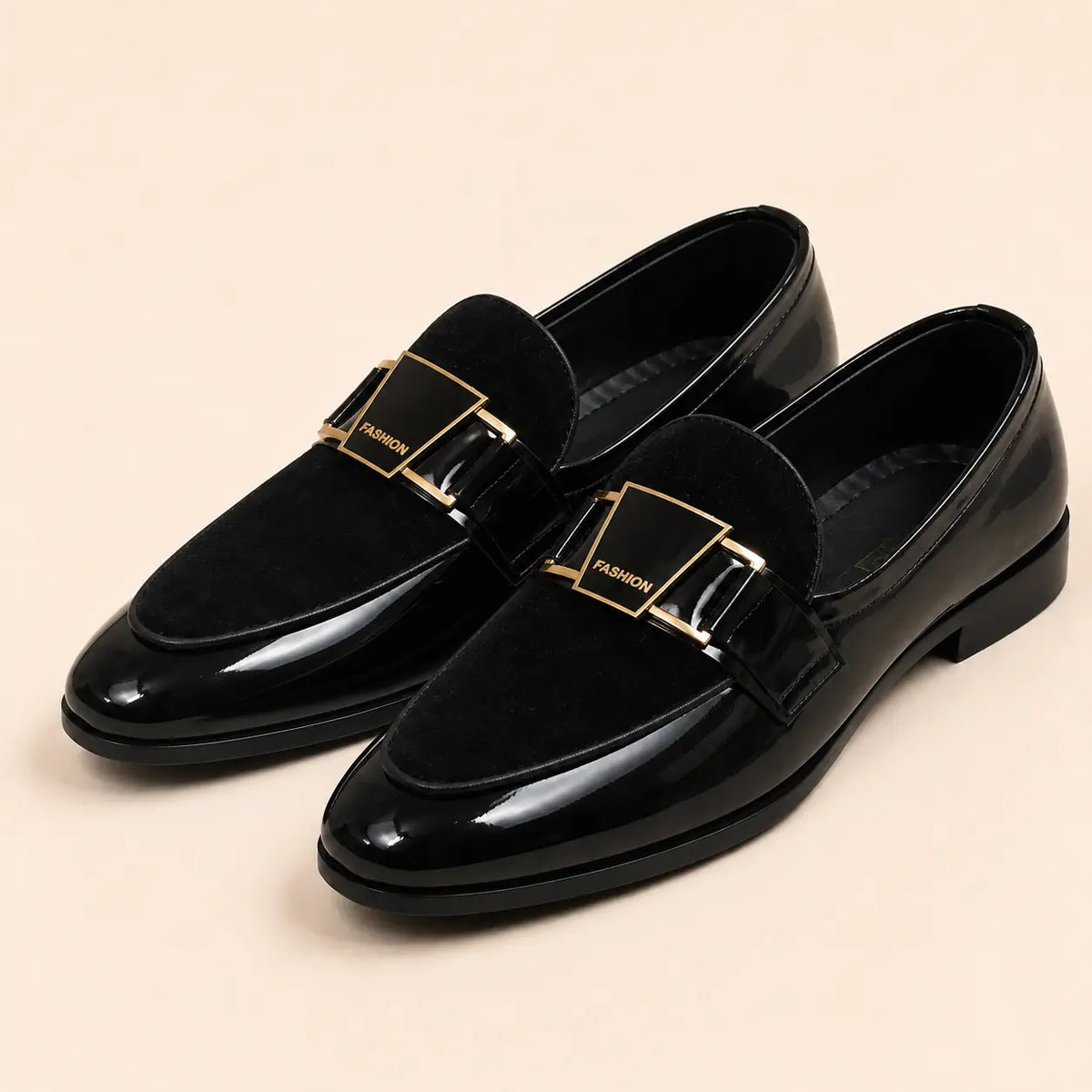 Regal Crest Men’s Black Regzine Formal Shoes – pair view