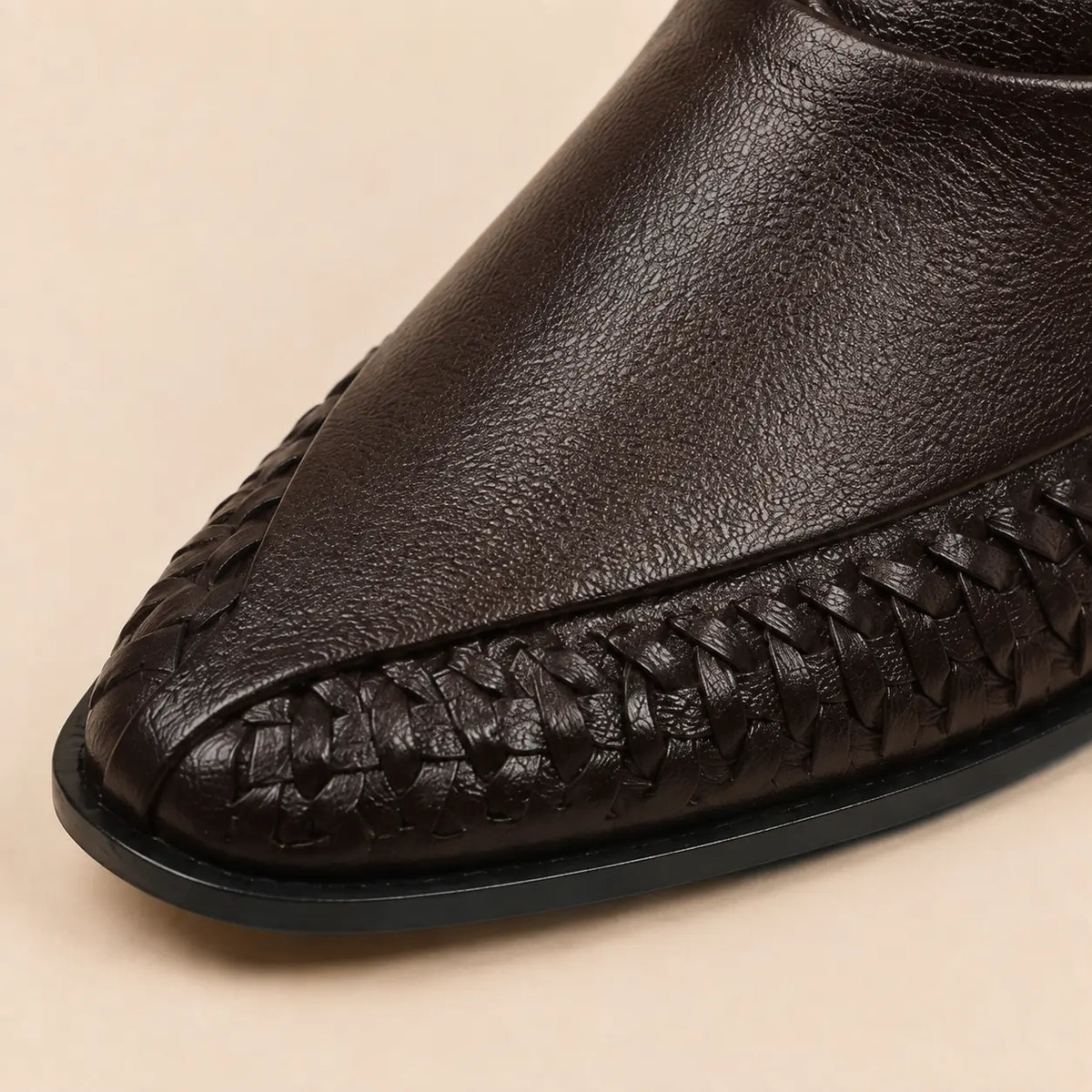 Heritage Weave Men’s Dark Brown Regzine Peshawari Sandals – material and detail close-up